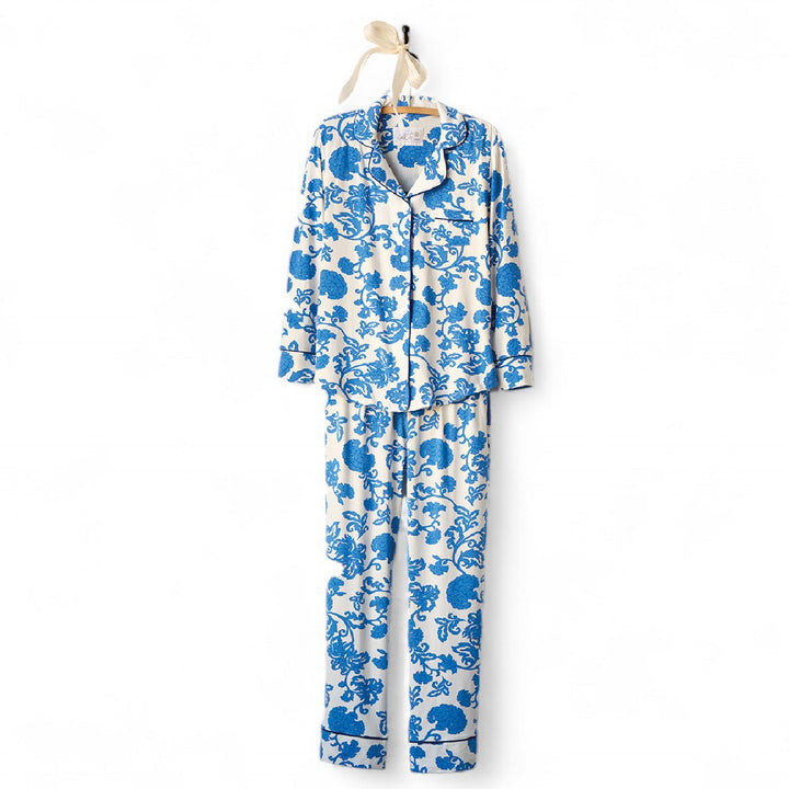 Blue & White Chrysanthemum Pajamas