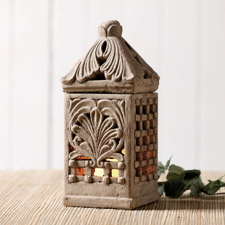 Acanthus Leaf Lantern - Monticello Shop