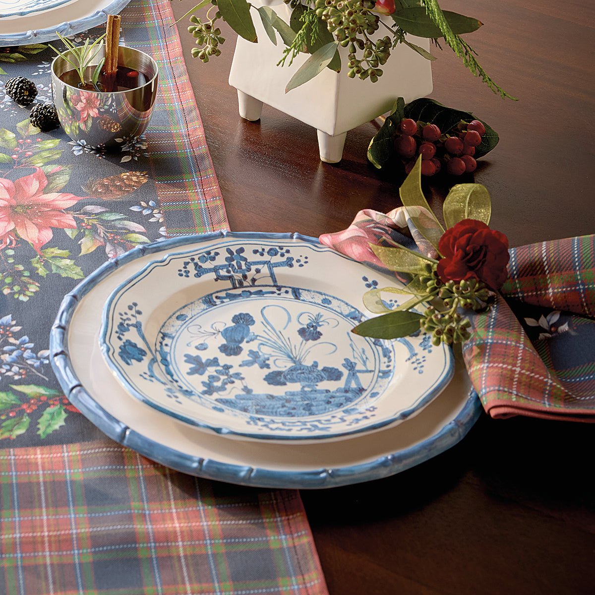 Blue & White Bamboo Melamine Dinner Plates (set of 4) – Monticello