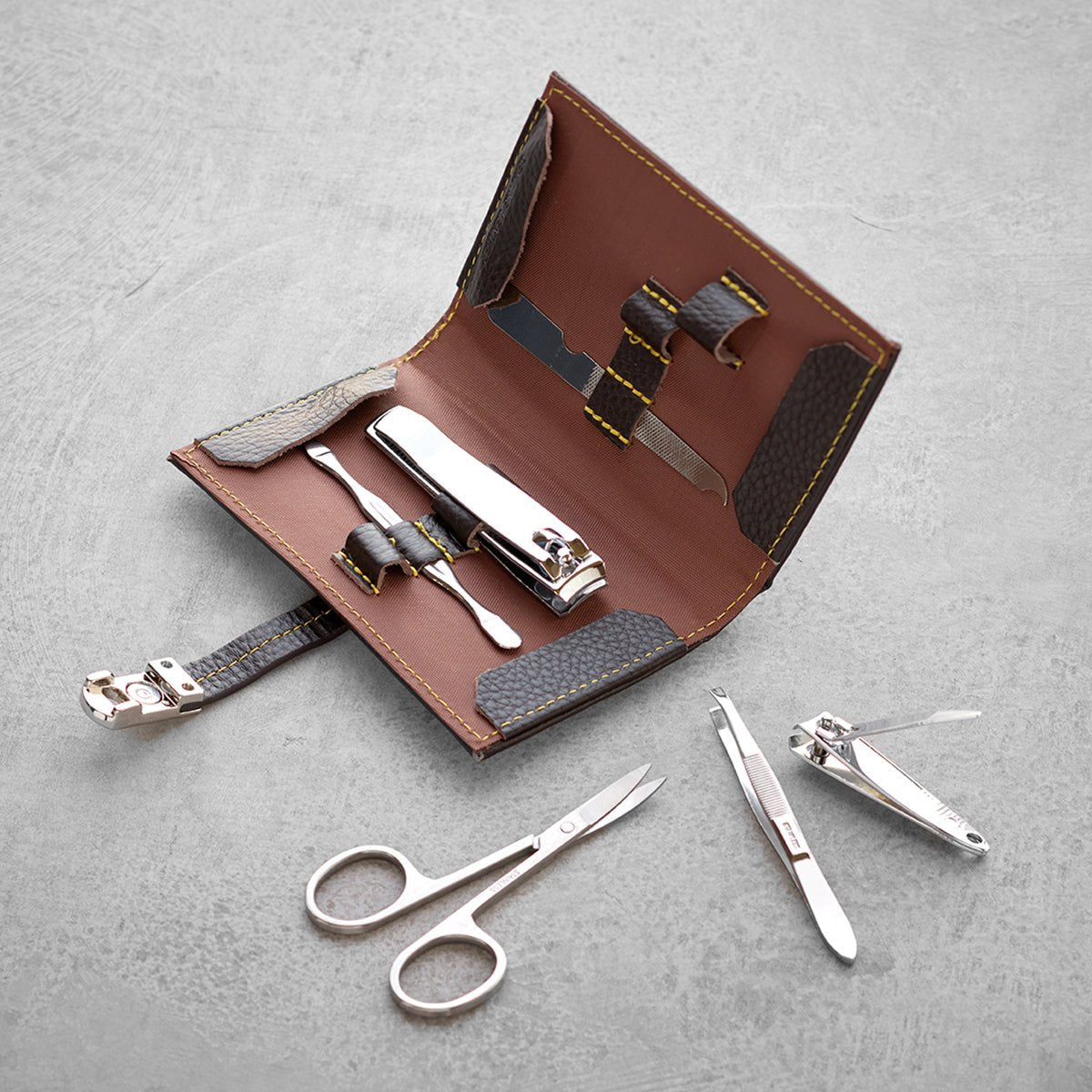 Leather Men's Manicure Set – Monticello Shop