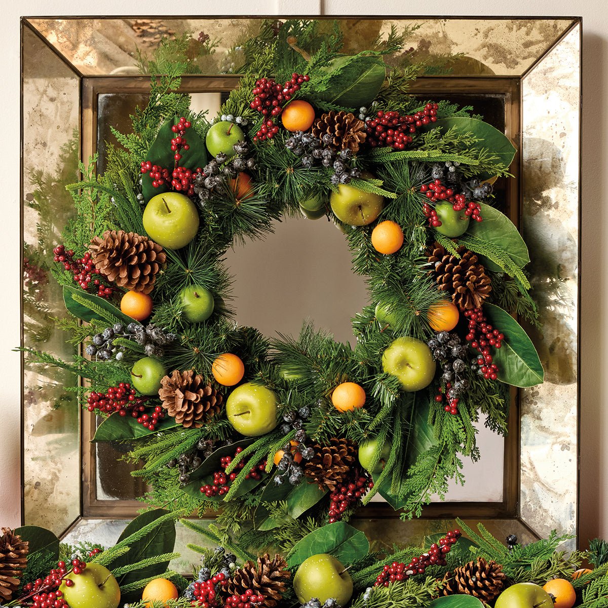 Monticello Shop Fruit Wreath - Thumbnail 3
