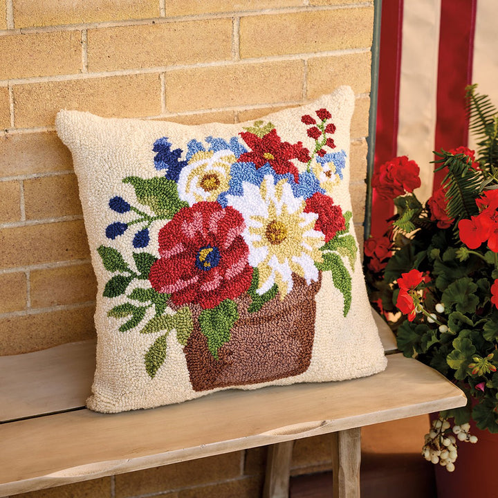 Monticello Flowerpot Hooked Pillow - Monticello Shop