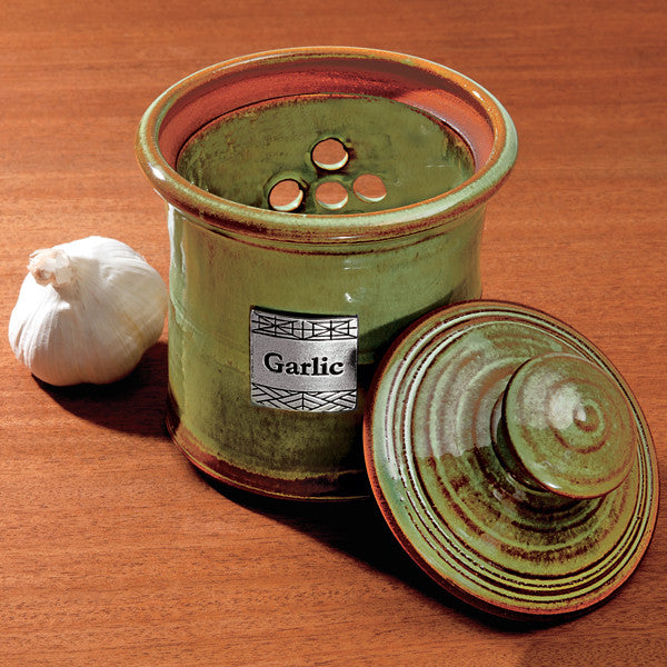 Monticello Stoneware Garlic Pot